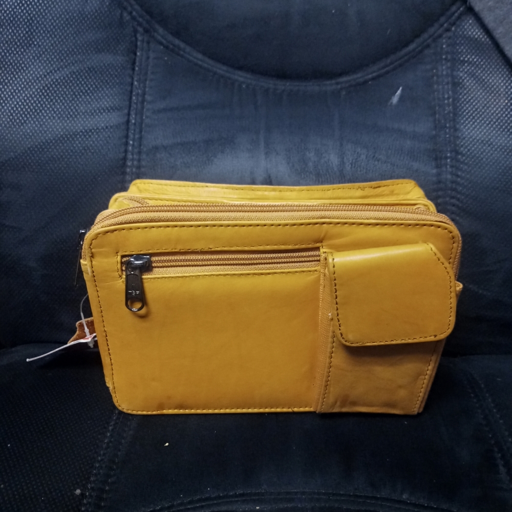 Bacci Shoulder/Crossbody Bag